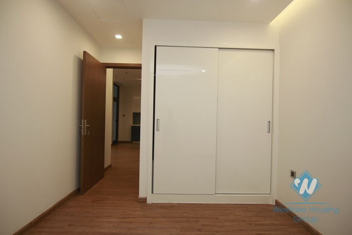 Two bedrooms apartment for rent in Vinhome Metropolis, Ba Dinh district, Ha Noi